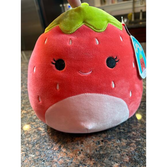Squishmallows 8" Scarlett Strawberry *RARE* with Tag NWT - Picture 2 of 8